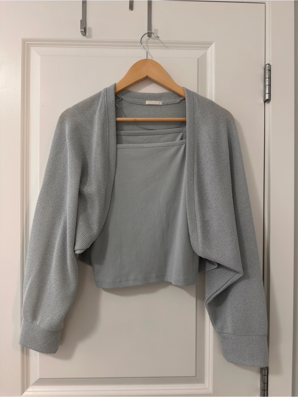 GU Light Blue Open-Front Women's Cropped Cardigan with Tank - Large